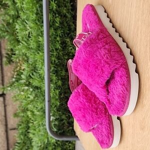 Koolaburra by UGG Kid's Backstrap Slide Sandals Fuzz'n Raspberry Rose Size US 4